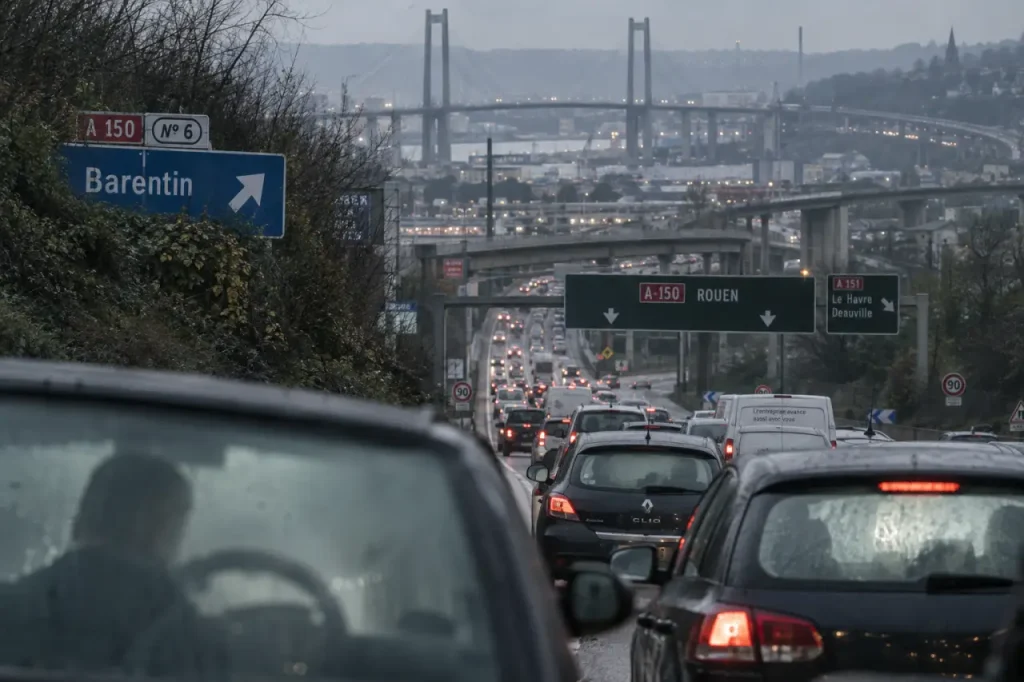 Accident sur l’A150 à Rouen : circulation perturbée vers Barentin